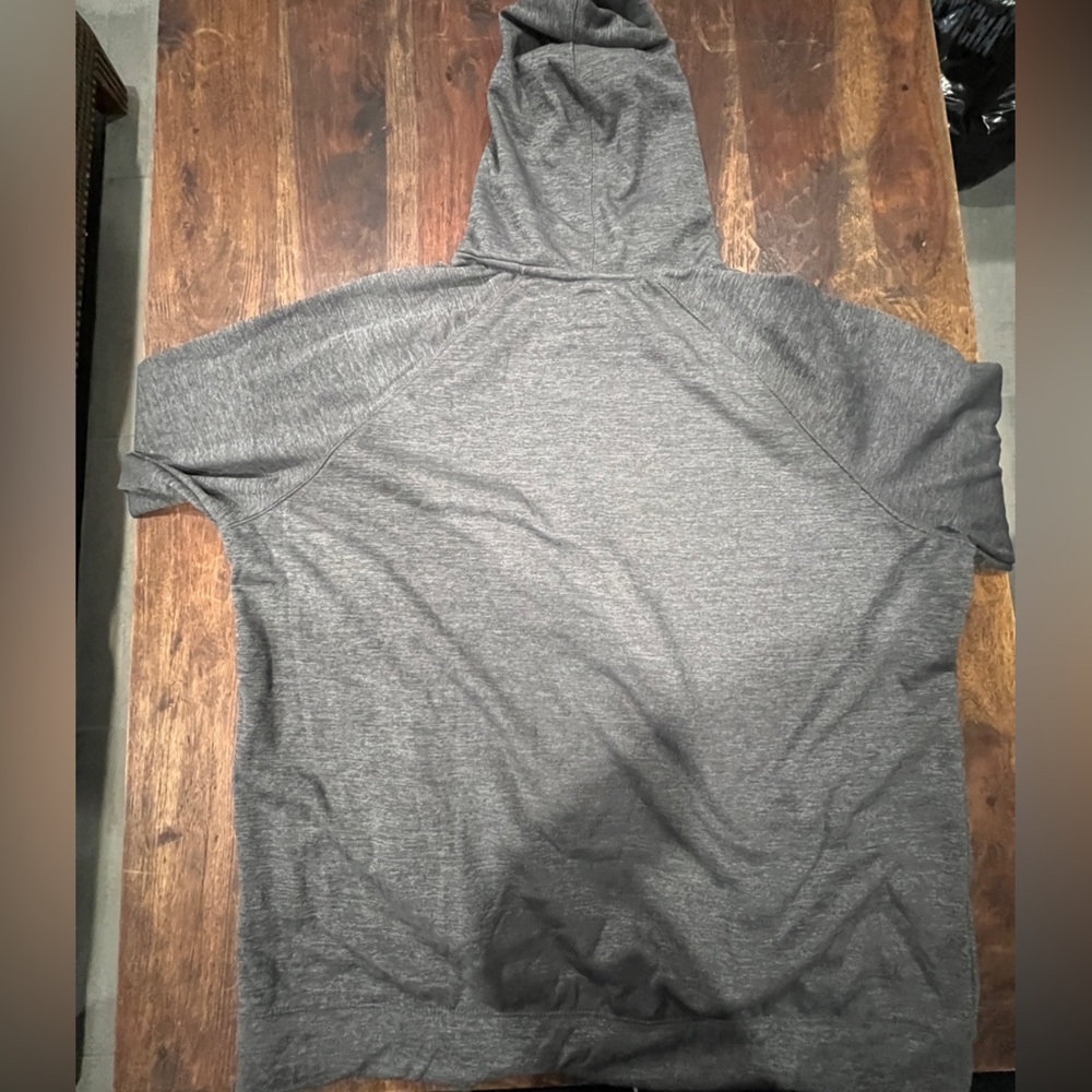 Fanatics Gray NY Knicks Hoodie - Picture 3 of 3